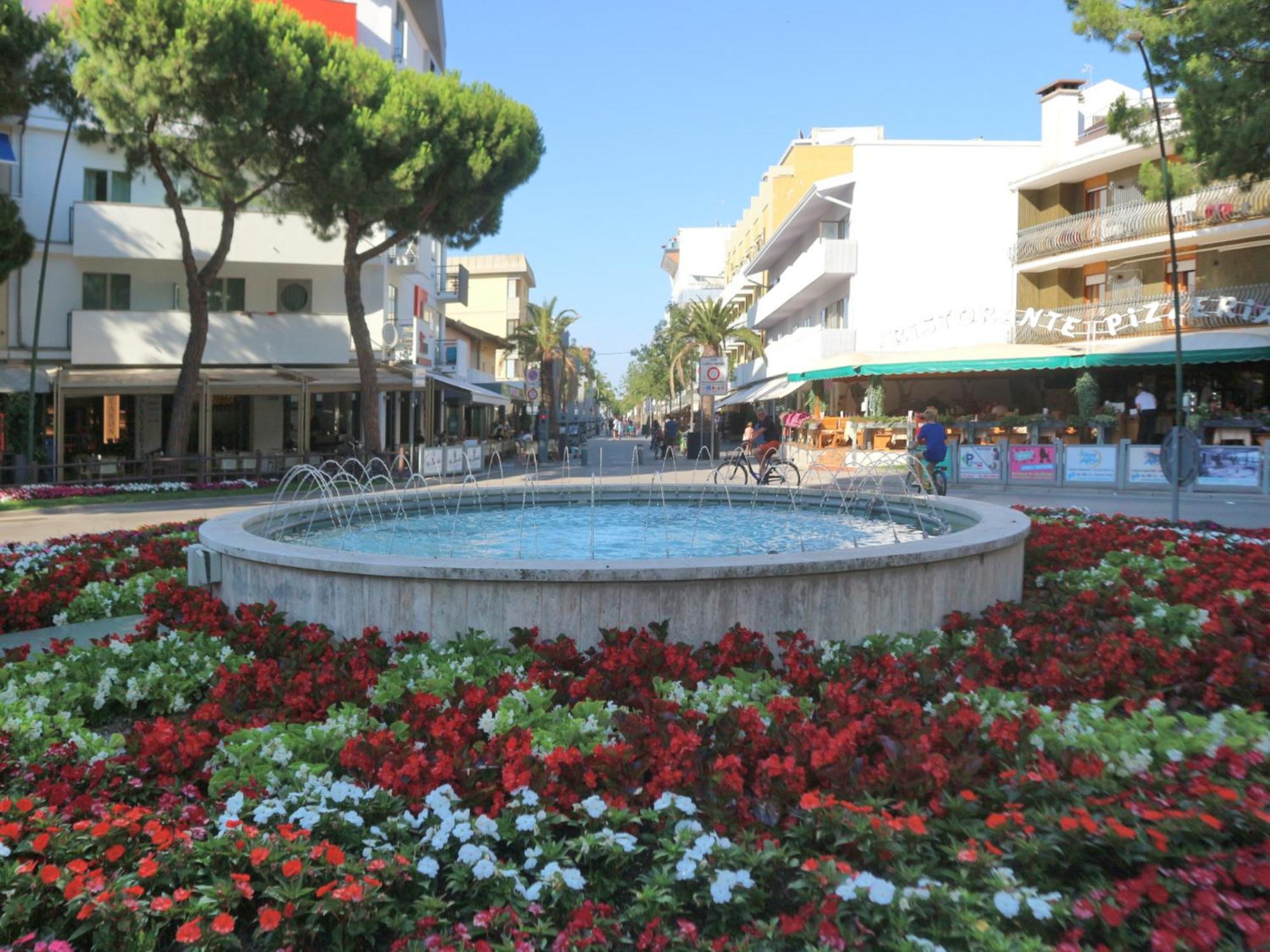 Apartamento Maria Lignano Sabbiadoro Exterior foto